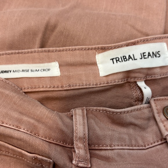 Tribal Women's Blush Embroidered Cropped Jeans - Picture 3 of 4